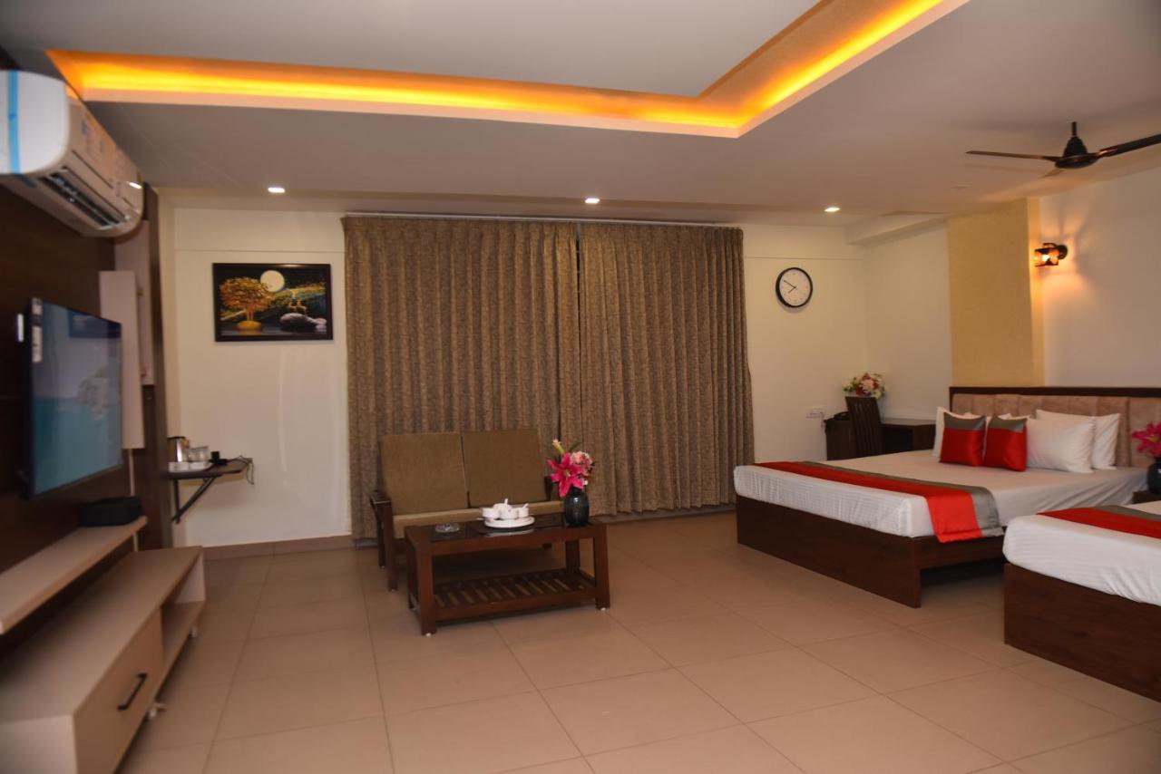 شقة M R Residency Dharwad. المظهر الخارجي الصورة