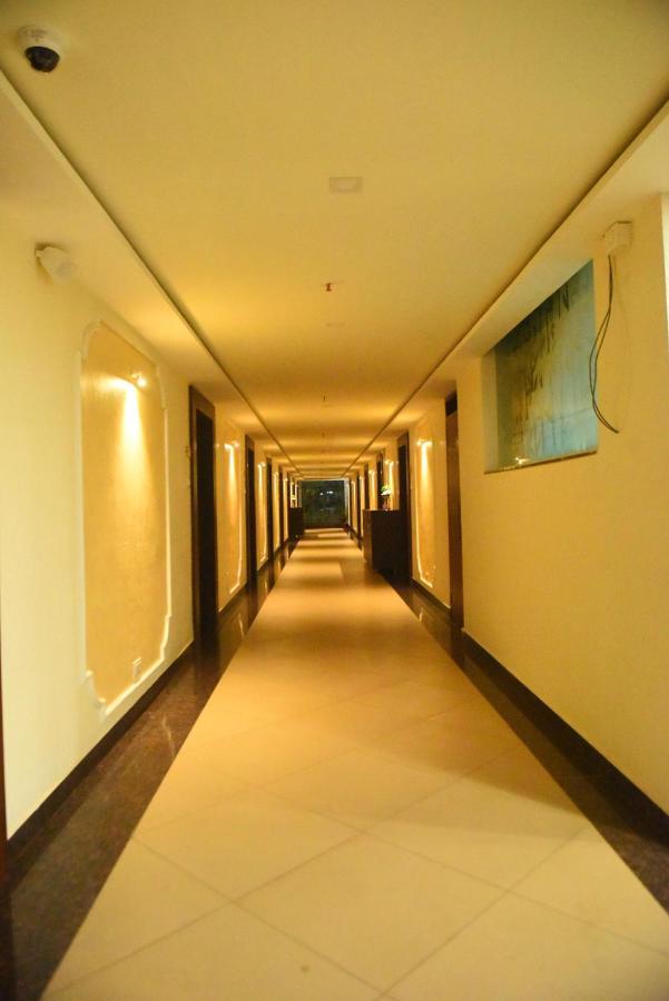 شقة M R Residency Dharwad. المظهر الخارجي الصورة