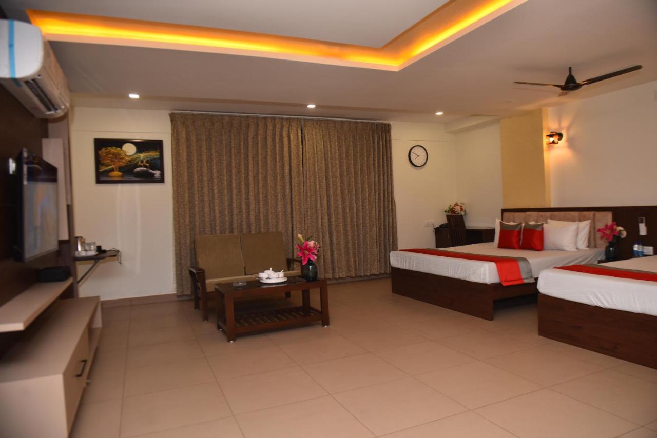 شقة M R Residency Dharwad. المظهر الخارجي الصورة