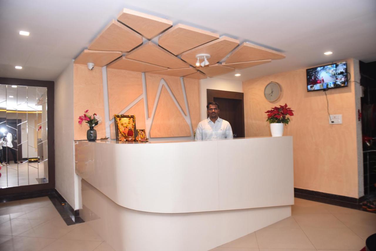 شقة M R Residency Dharwad. المظهر الخارجي الصورة