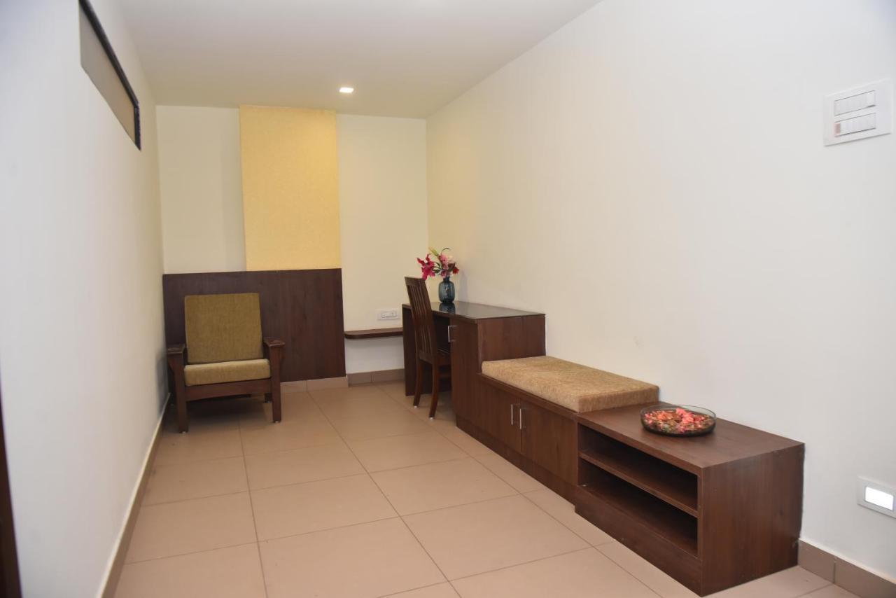 شقة M R Residency Dharwad. المظهر الخارجي الصورة