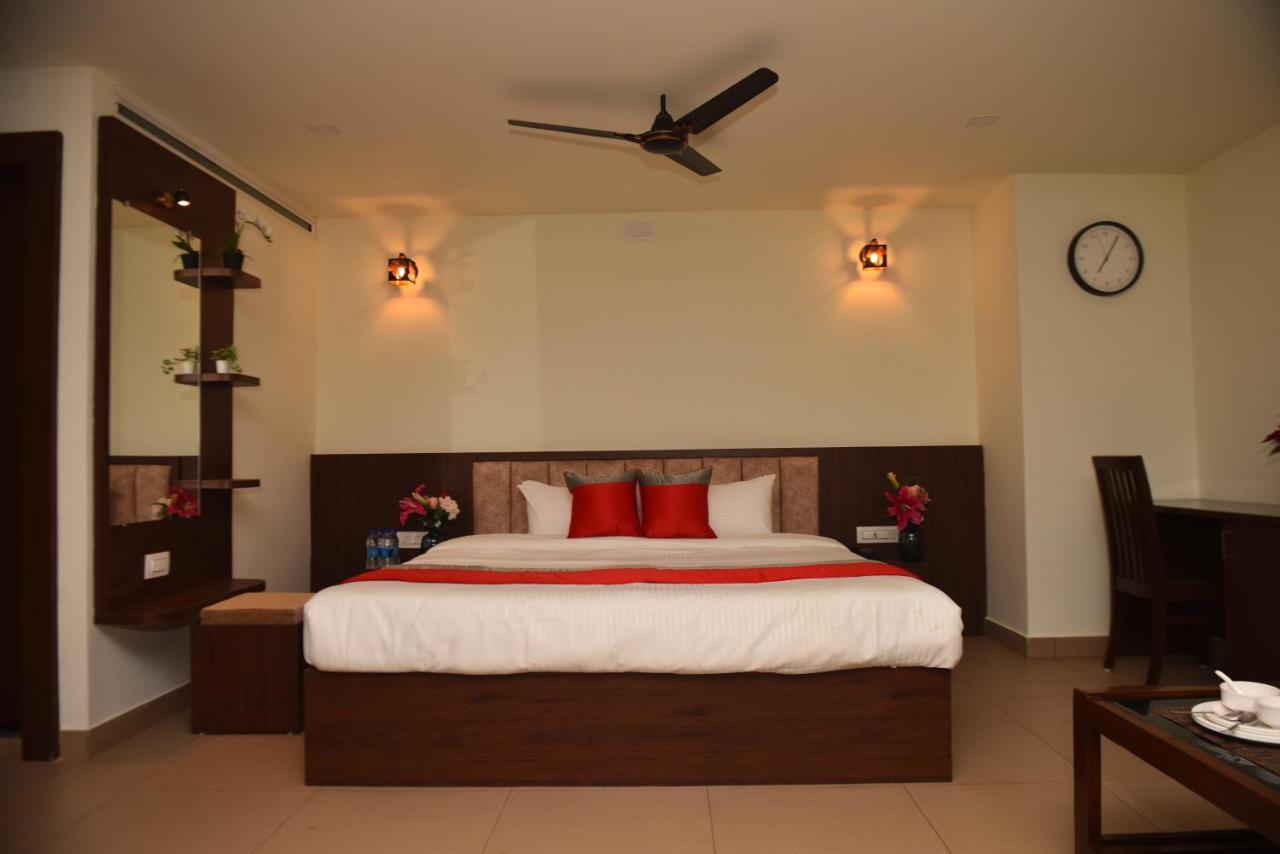 شقة M R Residency Dharwad. المظهر الخارجي الصورة