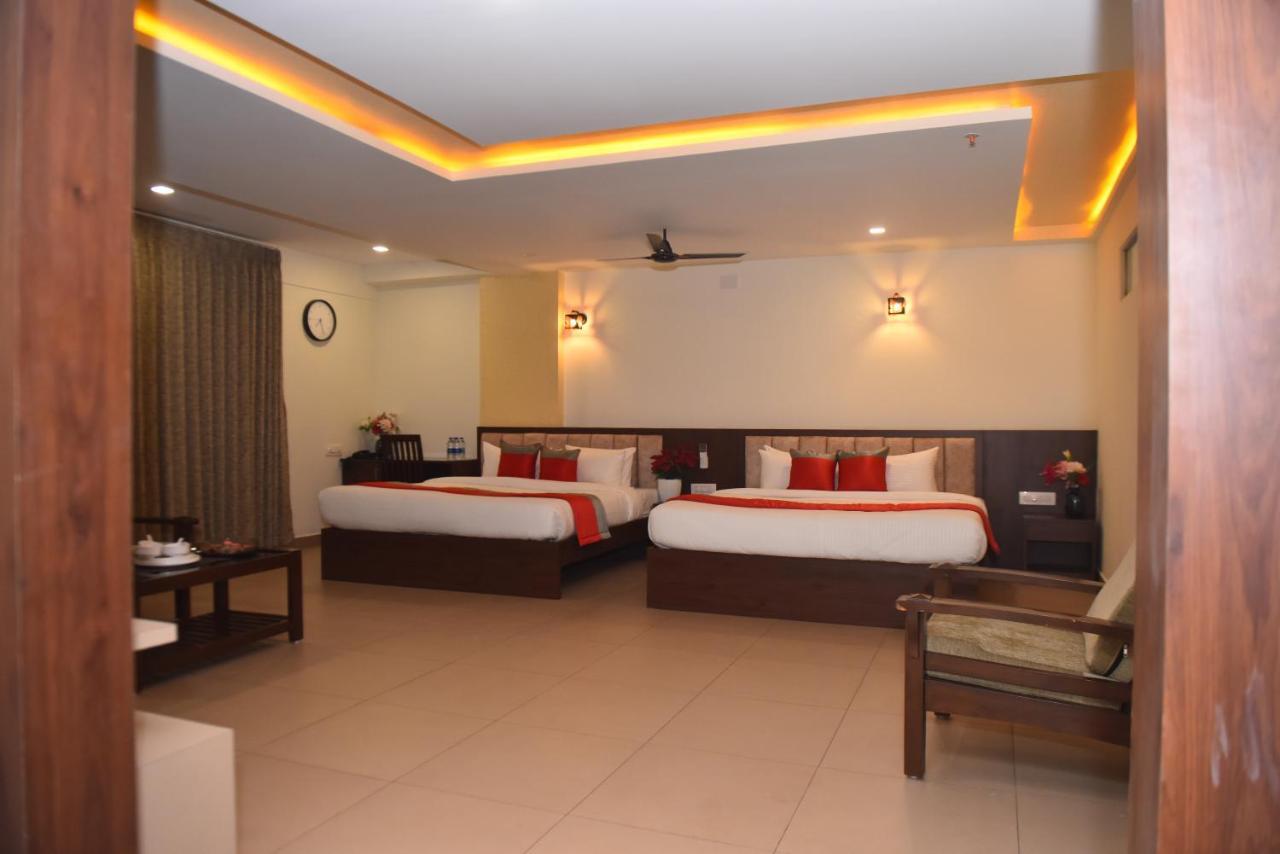 شقة M R Residency Dharwad. المظهر الخارجي الصورة