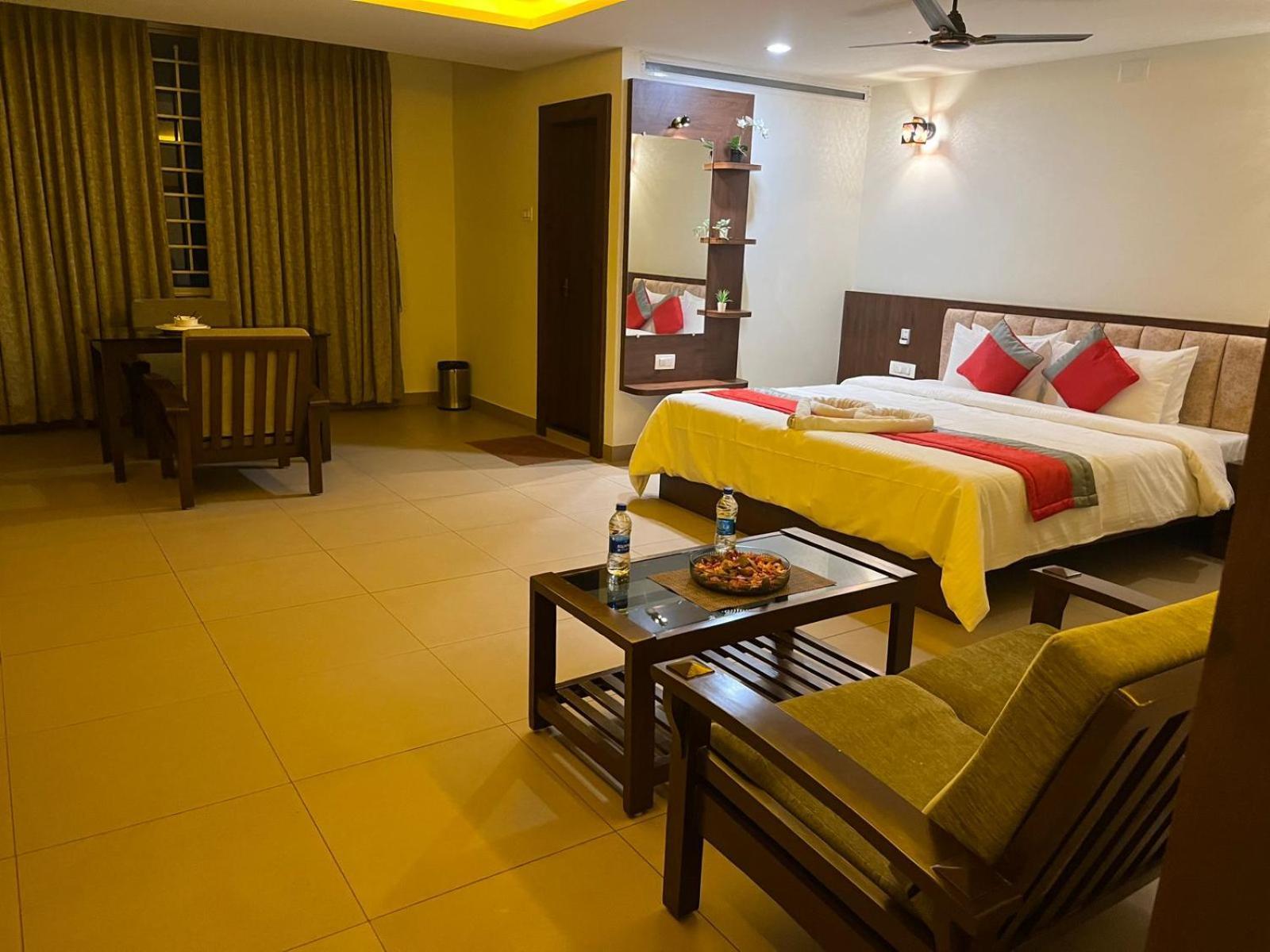 شقة M R Residency Dharwad. المظهر الخارجي الصورة